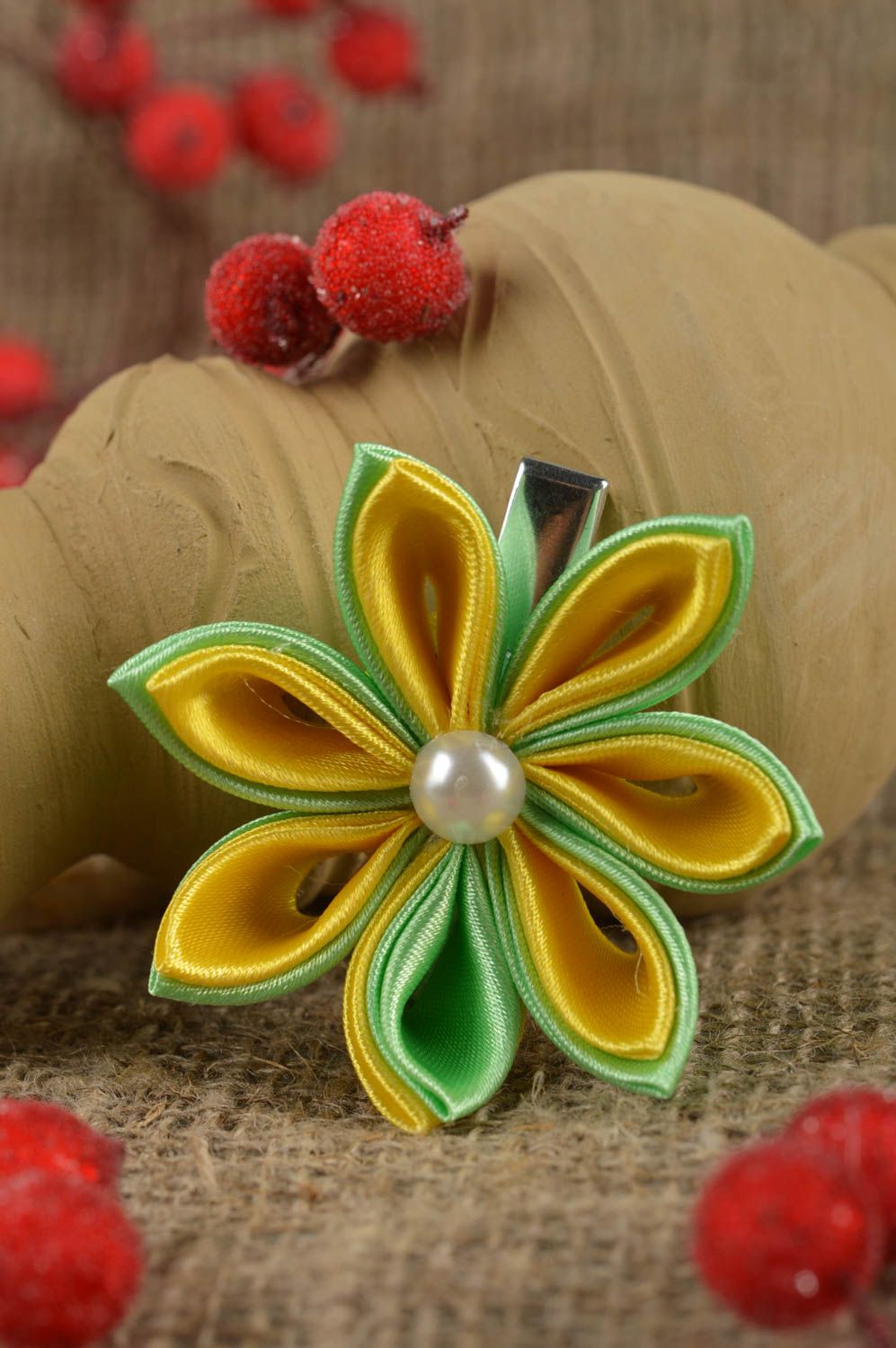 Haarspange Blume handmade Damen Modeschmuck Accessoire für Haare grün gelb foto 1