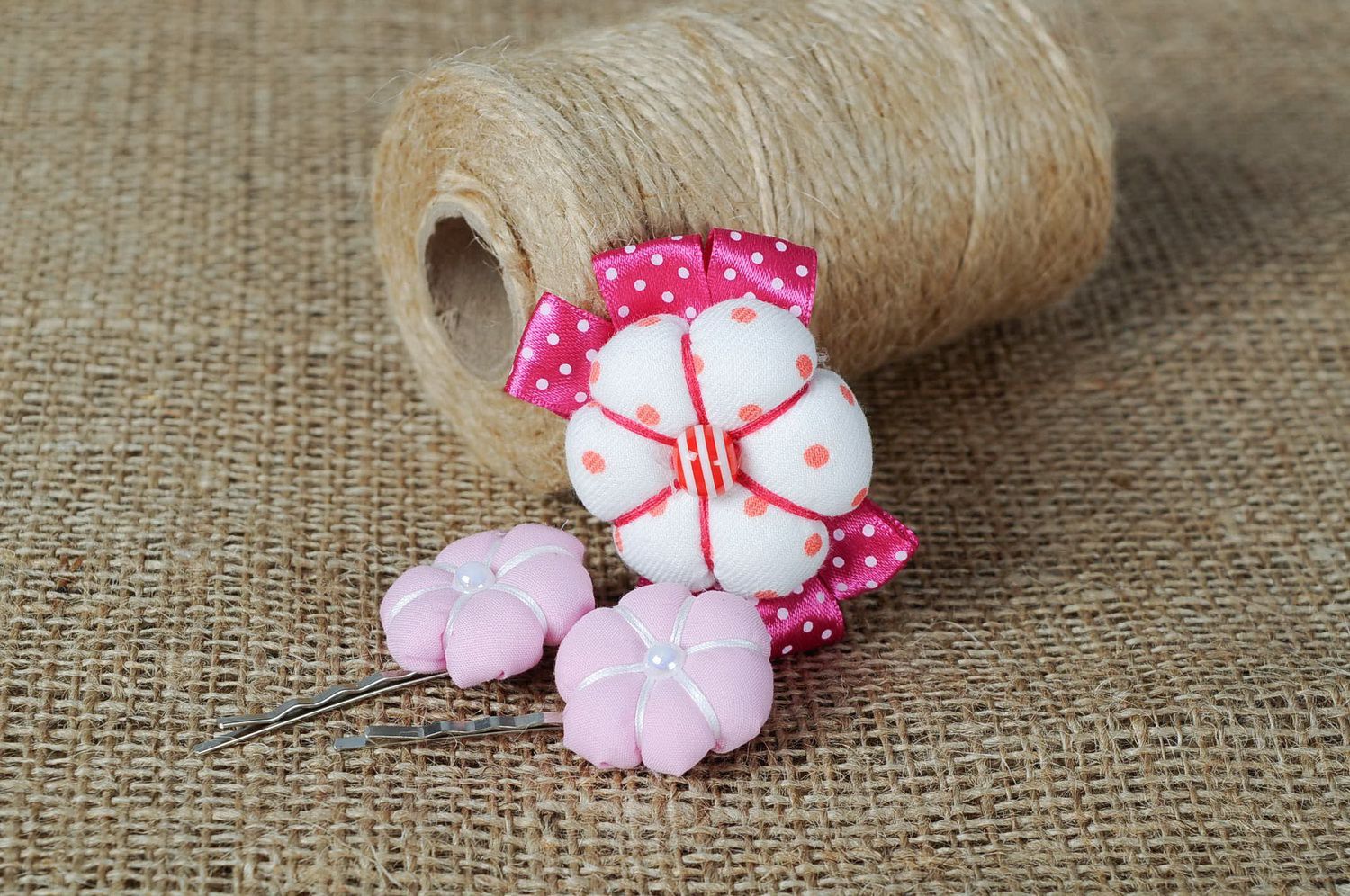 Set of fabric hairpins Berry marshmallow photo 5