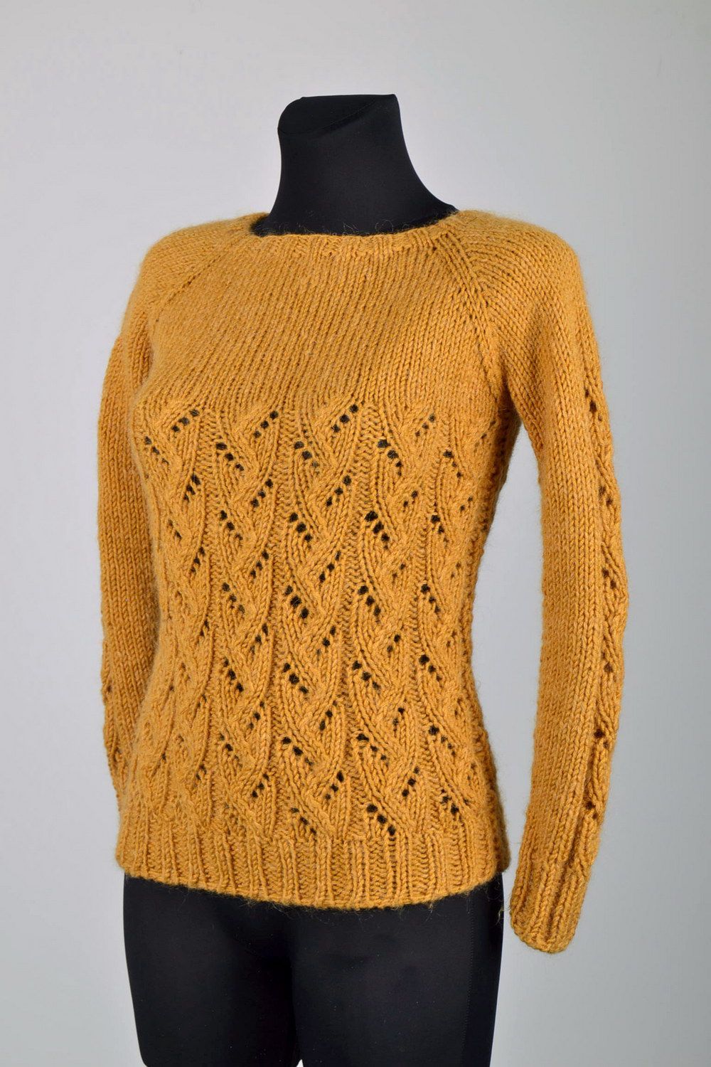 Kniited sweater of milk chocolate color photo 3