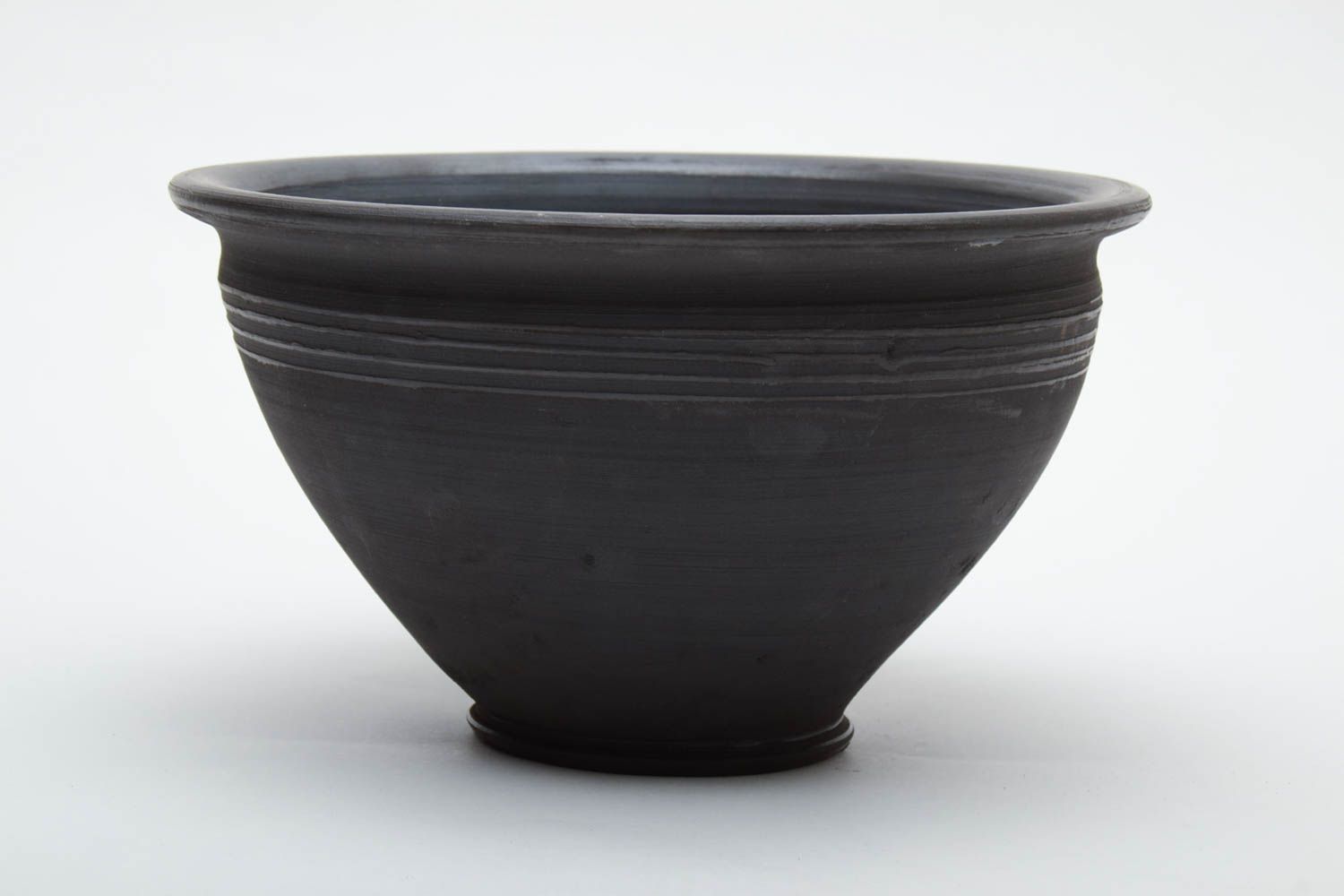 Deep black smoked ceramic bowl 2 l photo 2