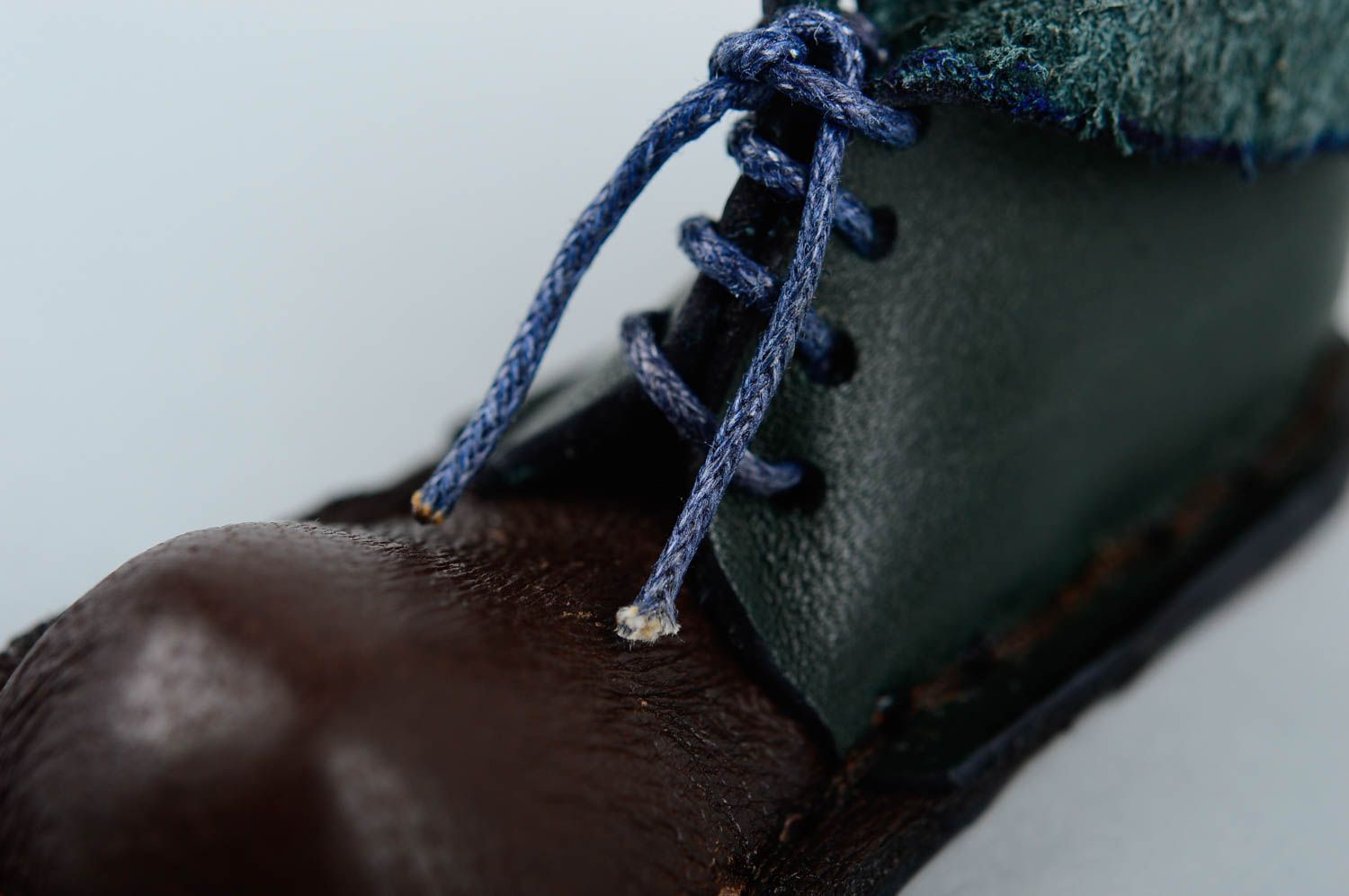 Llavero artesanal con forma de zapato verde accesorio decorativo regalo original foto 5
