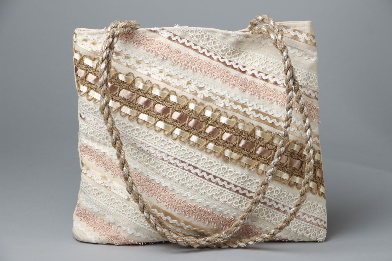 Женская сумочка из ткани фото 1