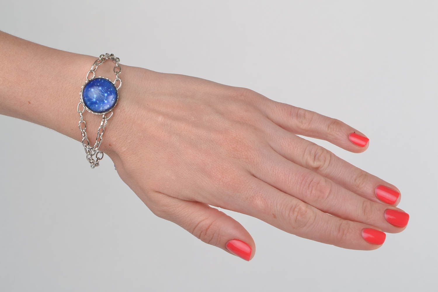 Exklusives Metall Ketten Armband mit Sternzeichen mit Glas Künstler Handarbeit foto 1