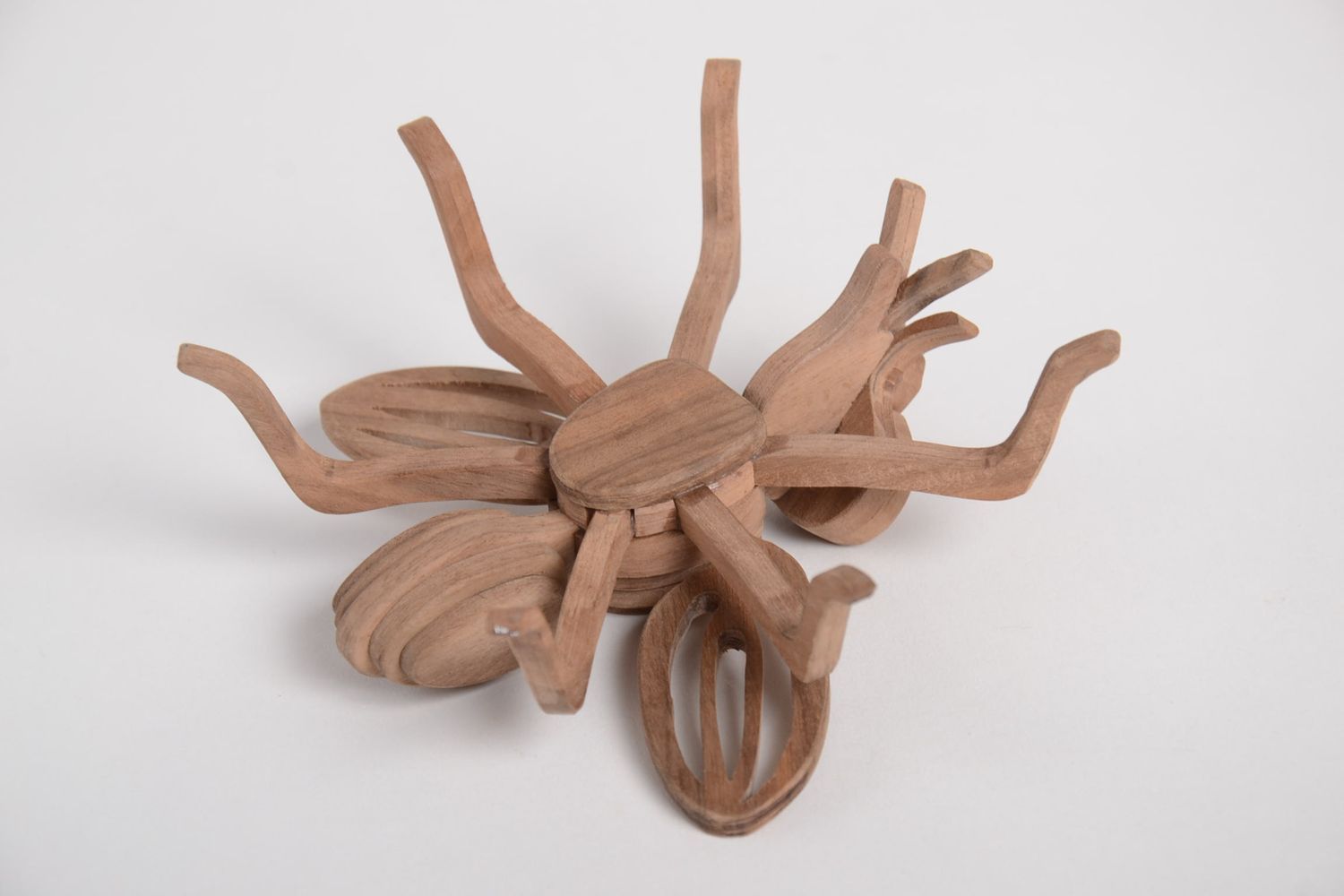 Figurine Insecte en bois fait main Statuette déco marron Décoration maison photo 5
