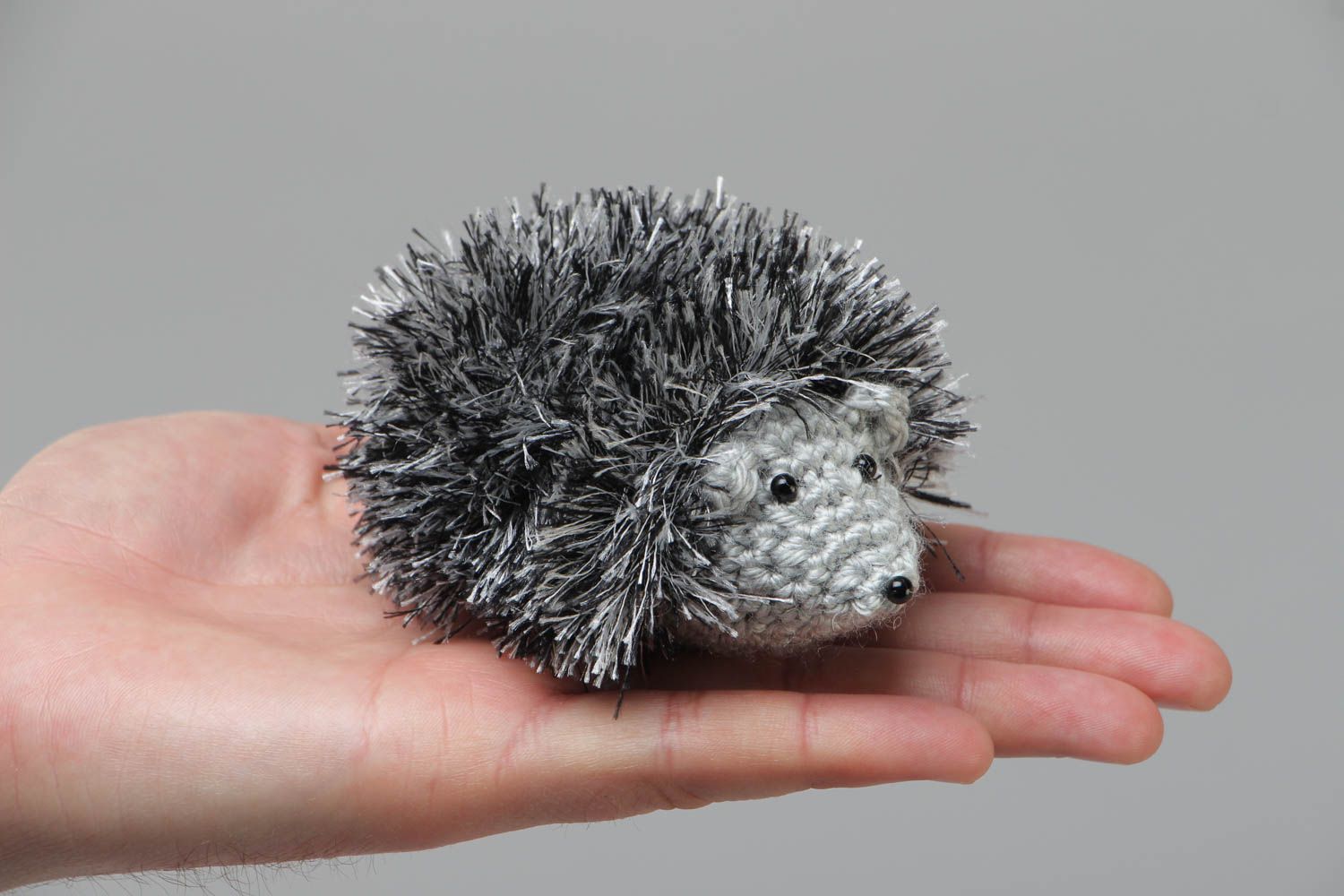 Homemade small soft toy hedgehog crochet of acrylic threads photo 5