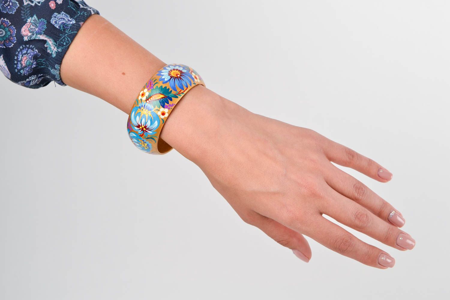 Handgemachter Schmuck Holz Armband Geschenk für Frauen beige künstlerisch foto 3
