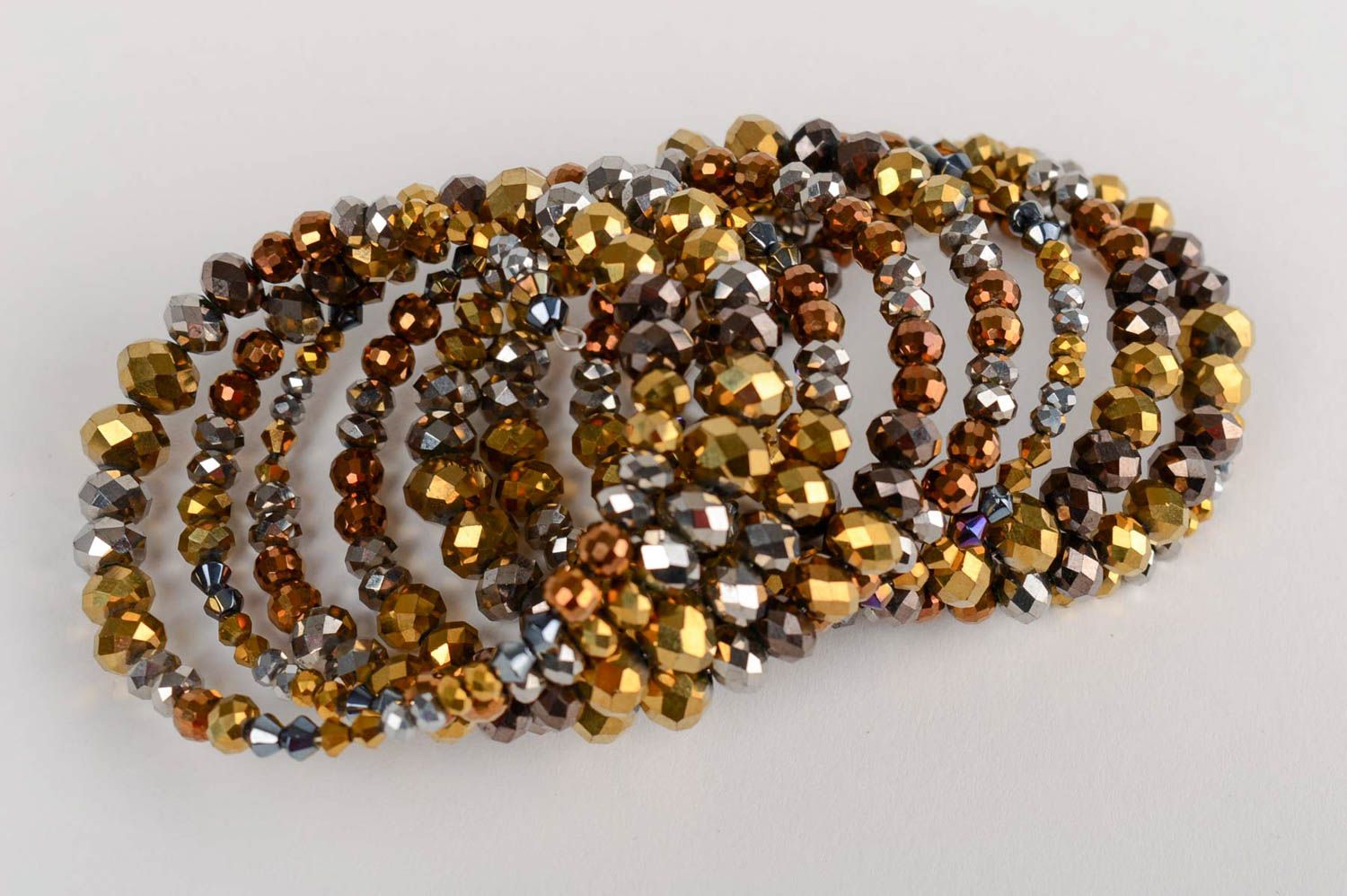 Handmade mehrreihiges Armband mit Kristall Perlen für einfarbiges Abendkleid foto 4