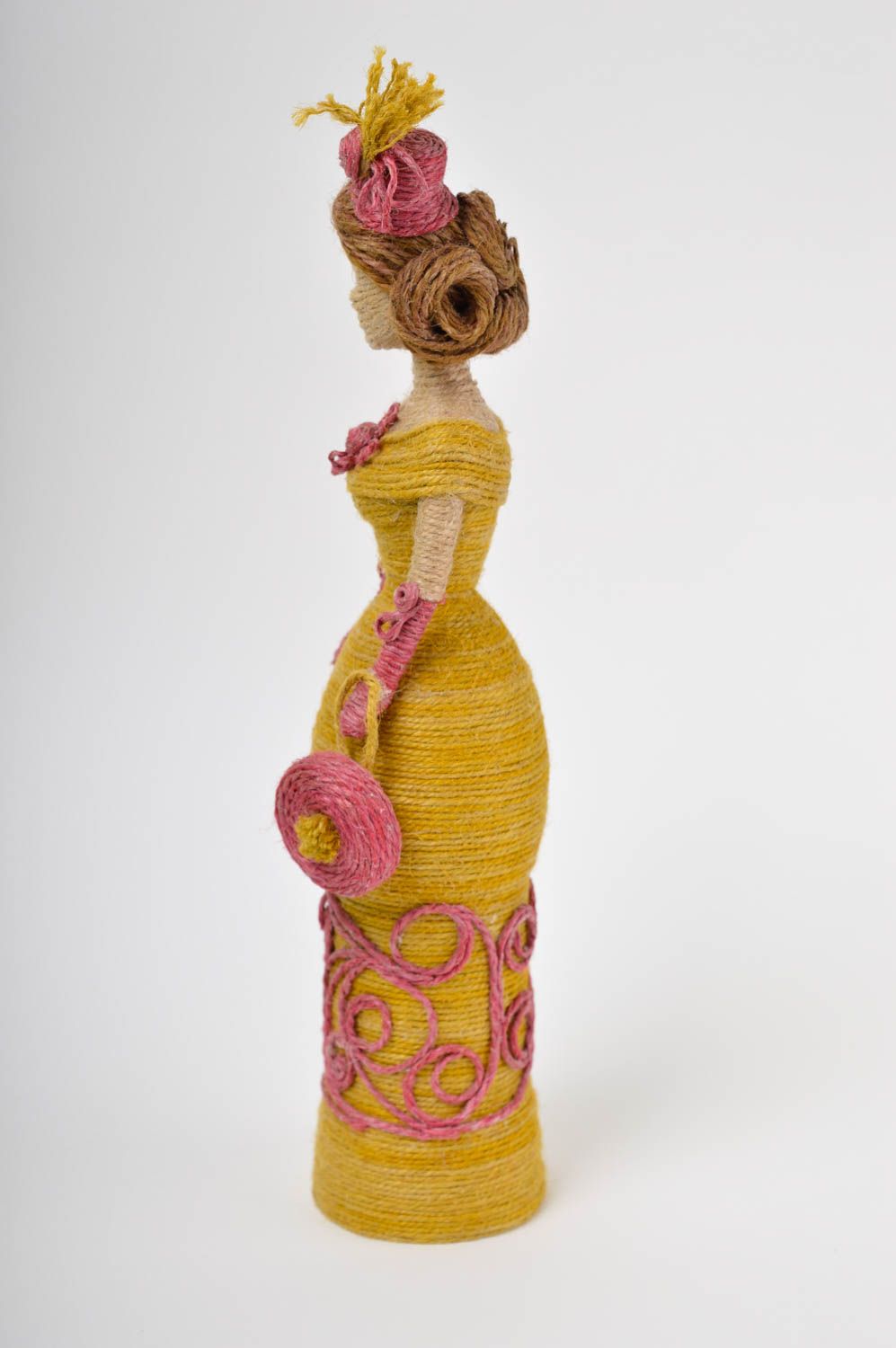 Figurine femme faite main Poupée artisanale de ficelle Déco intérieur maison photo 3