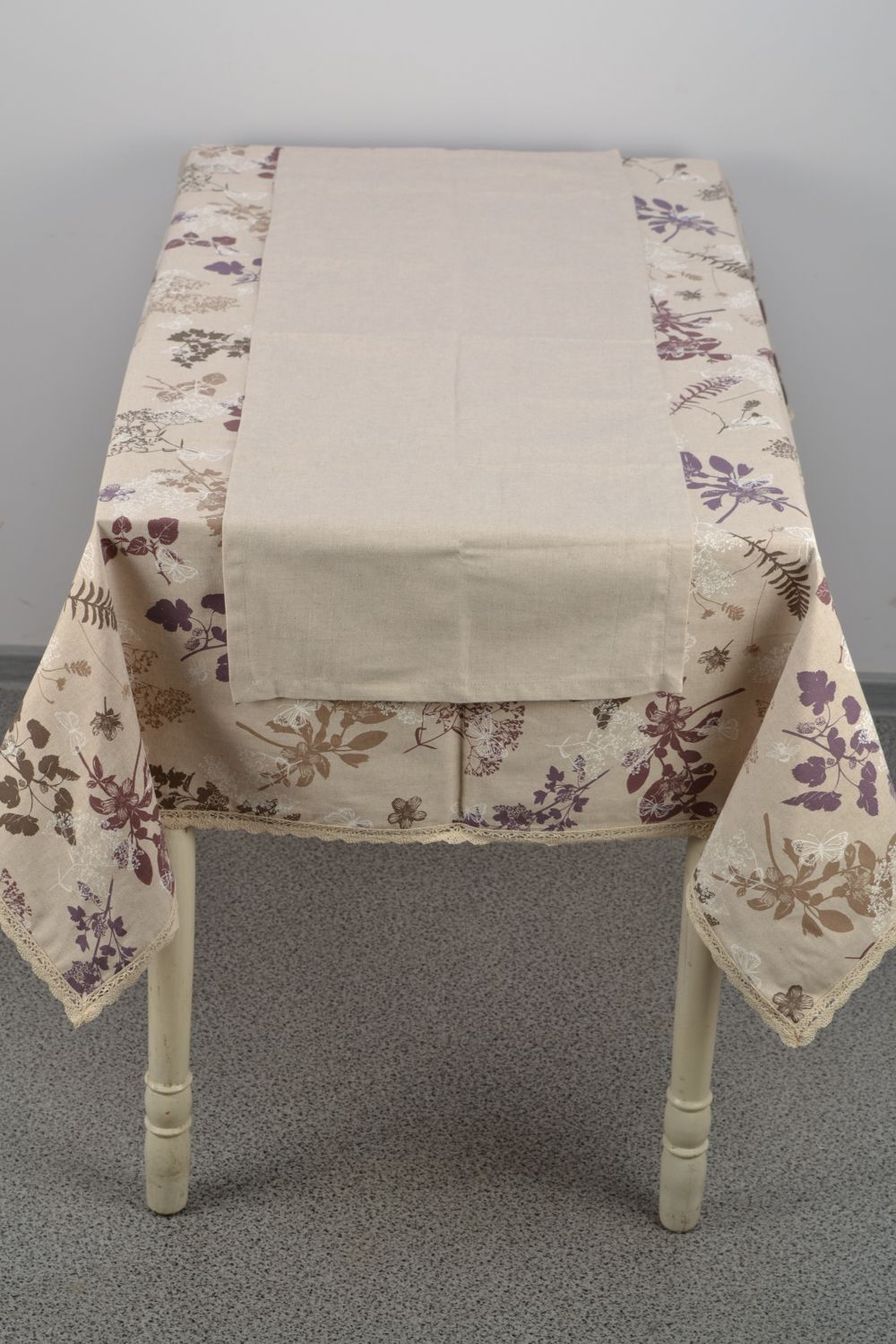 Nappe de table en tissu de coton avec imprimé faite main décorée de dentelle photo 4