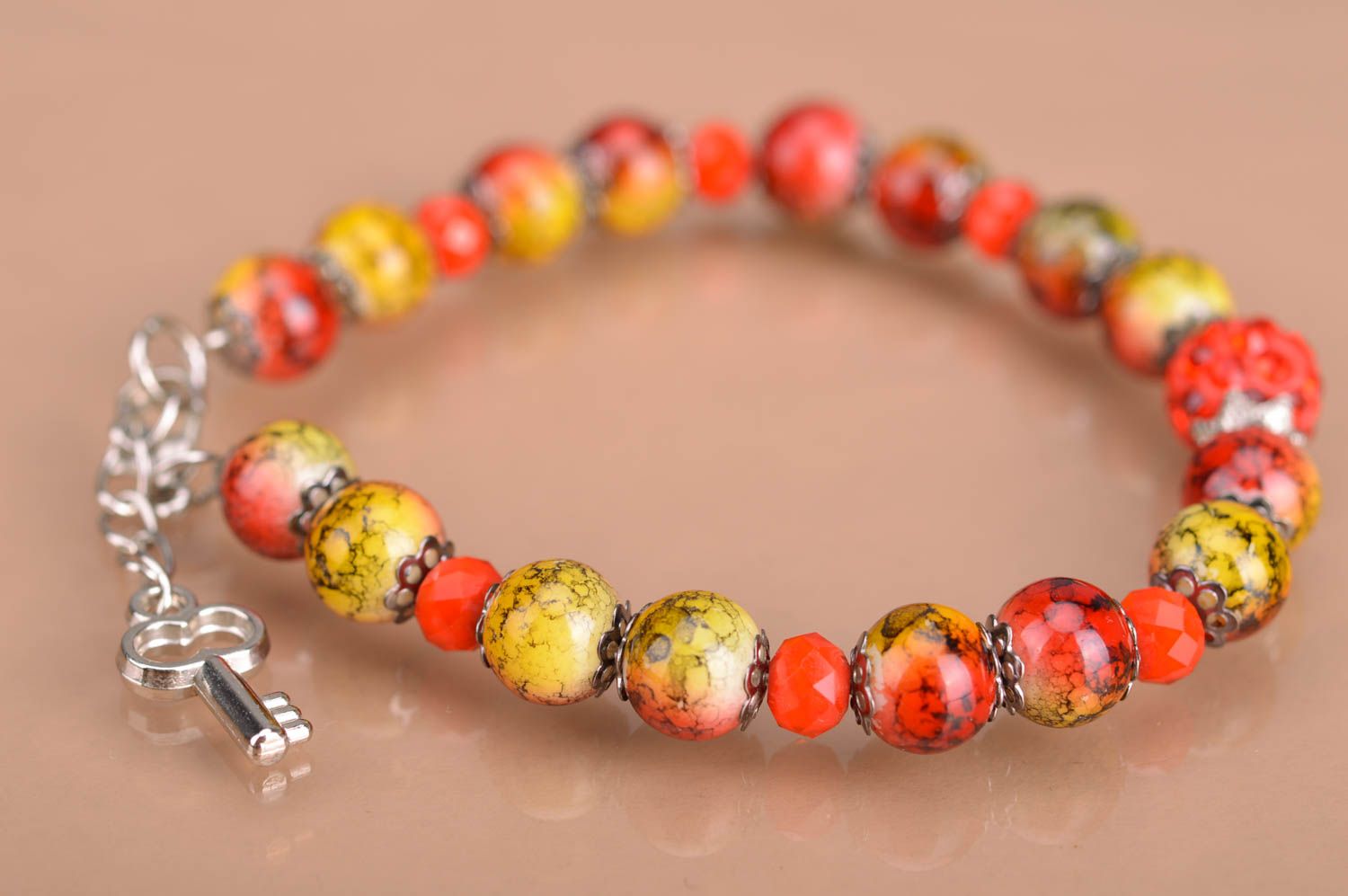 Handmade colorful glass bead wrist bracelet with metal charm key for women photo 5