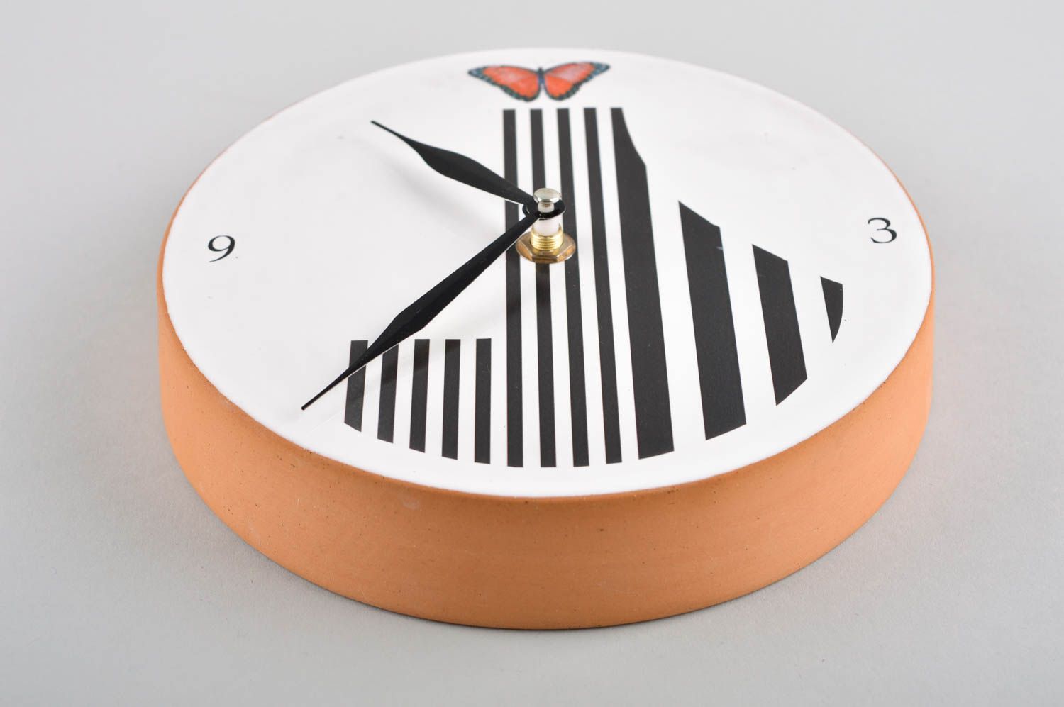 Reloj de barro hecho a mano decoración de interior con estampado regalo original foto 3