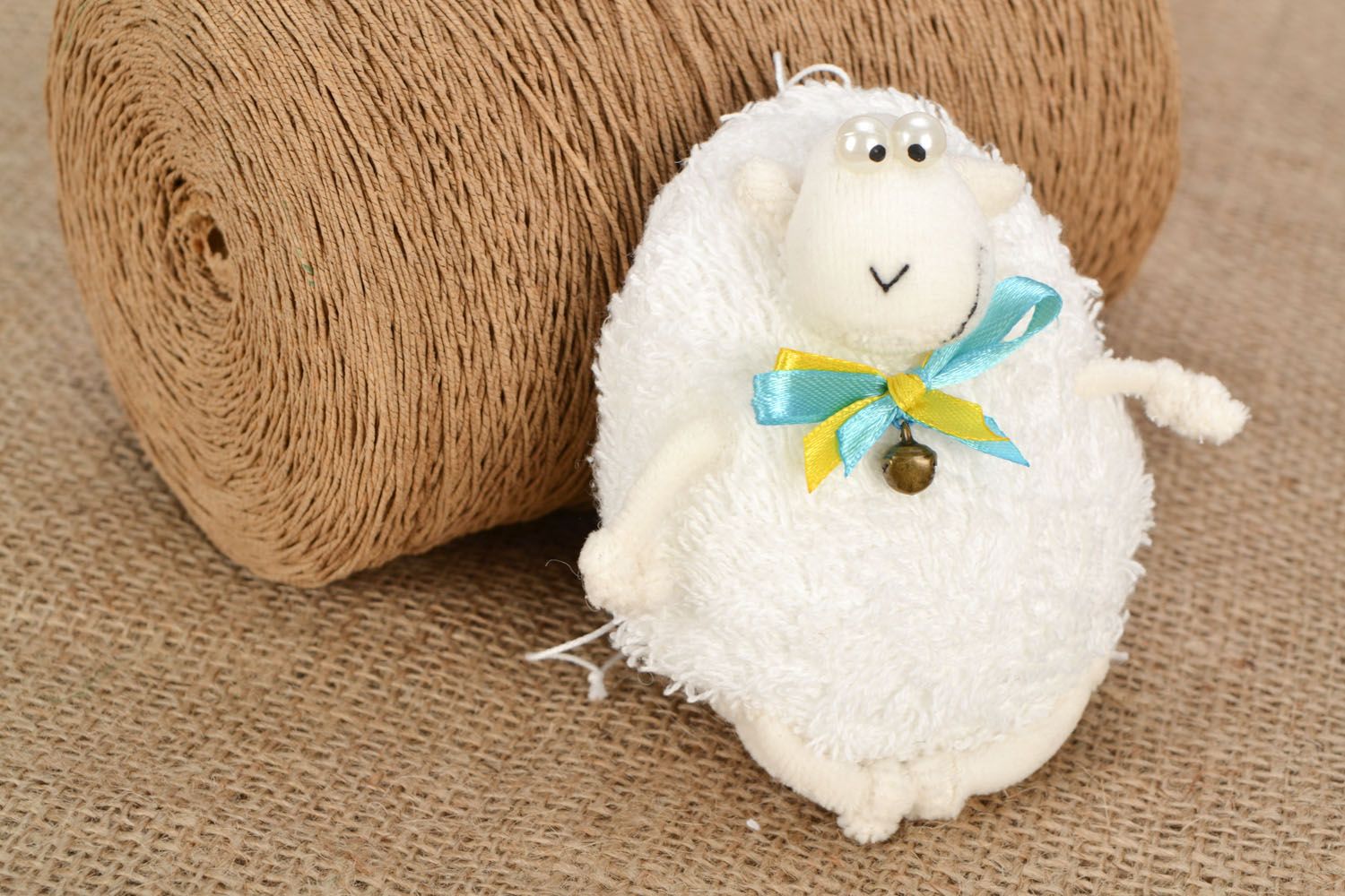 Мягкая игрушка Белая овечка фото 1