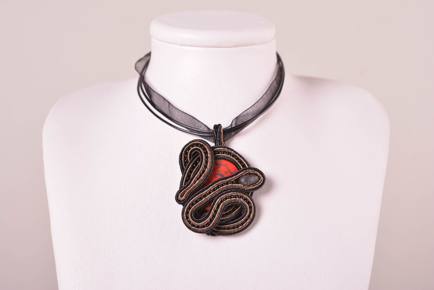 Handgefertigt Soutache Schmuck Halskette mit Anhänger Frauen Geschenk schön foto 1