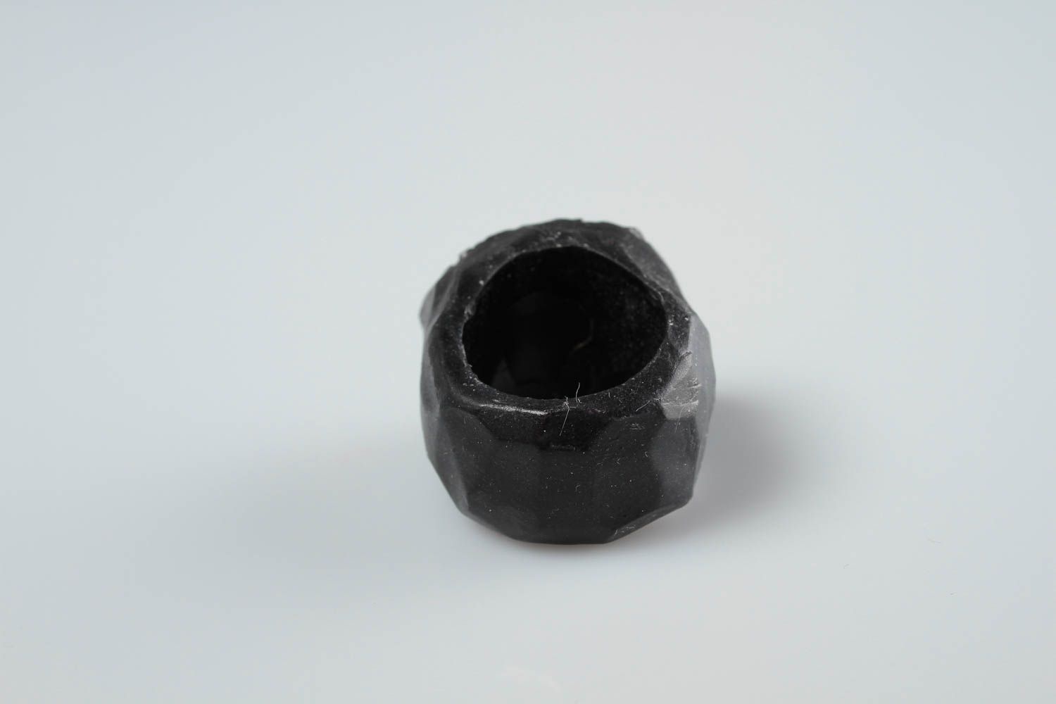 Кольцо ручной работы украшение из полимерной глины украшение кольцо черное фото 4