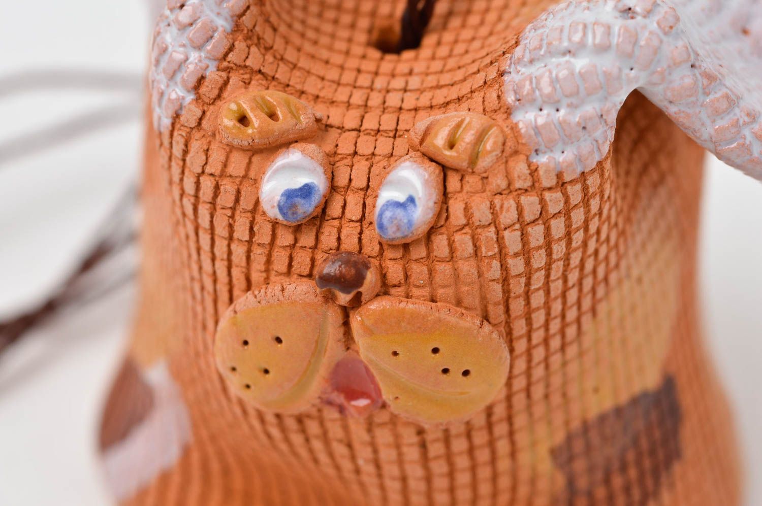 Ton Glöckchen handmade Deko zum Aufhängen Anhänger Keramik Hund Figur in Braun foto 4