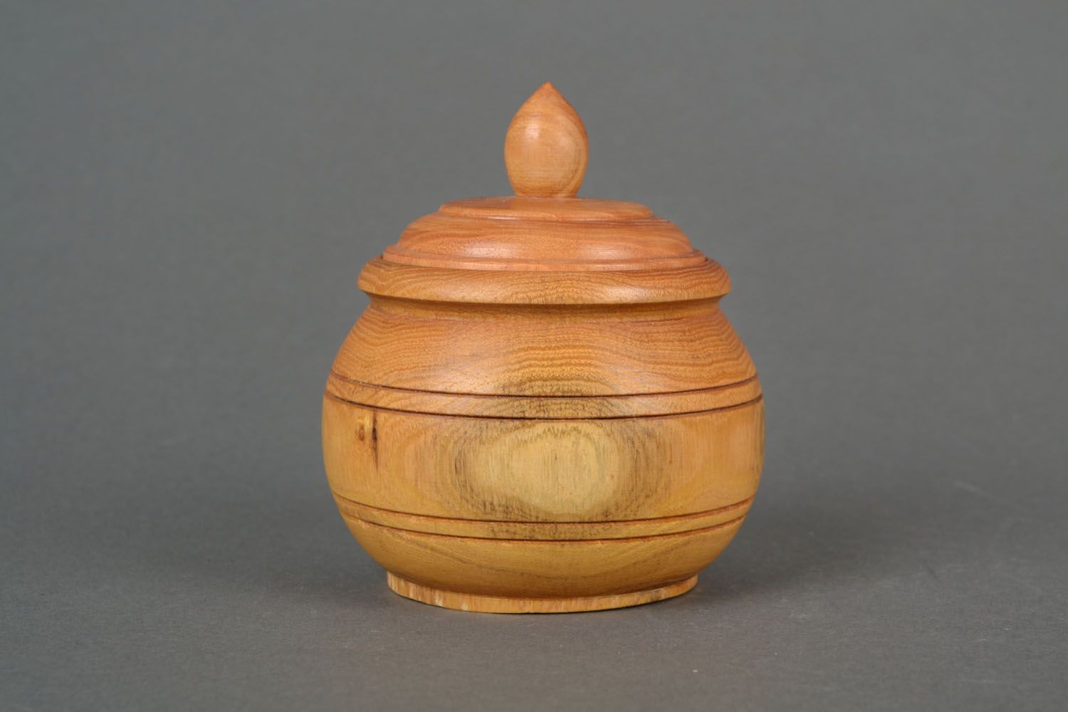 Handmade wooden pot photo 4