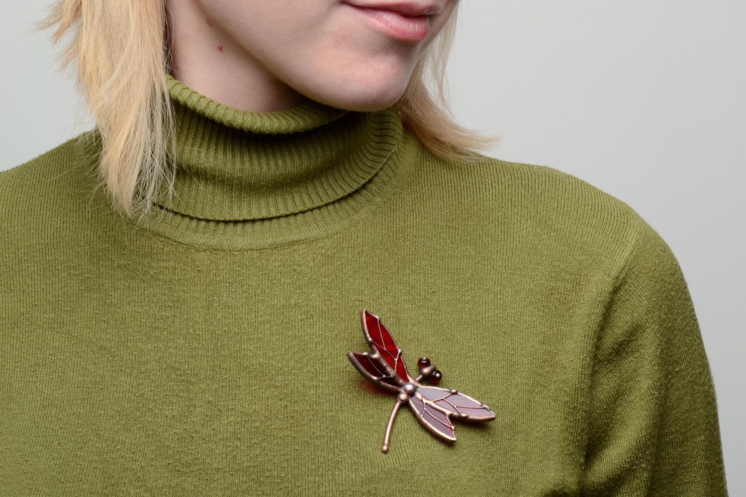 Stained glass brooch in the shape of dragonfly photo 5