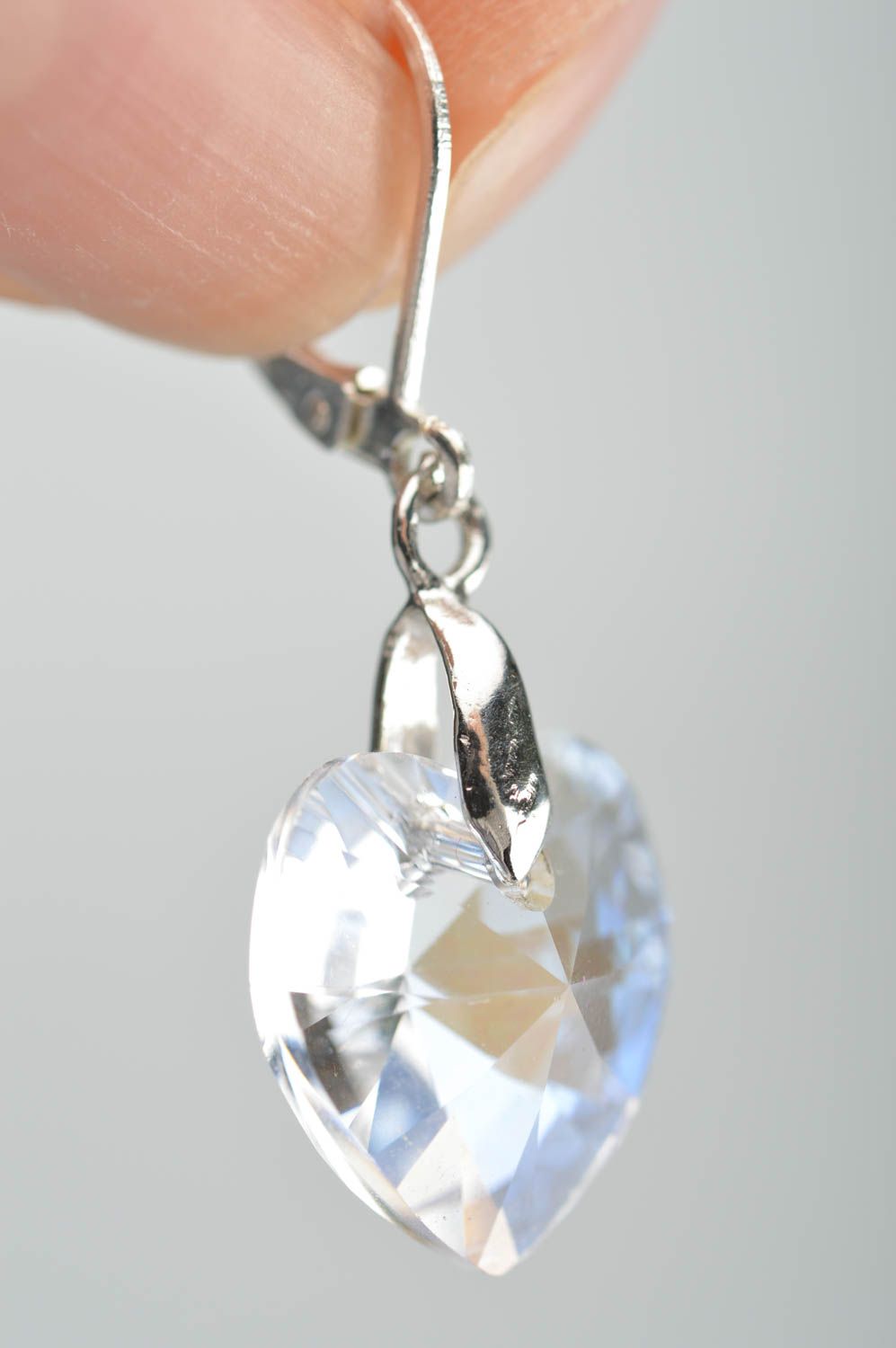 Boucles d'oreilles en cristal et argent pendantes faites main Coeur blanc photo 3