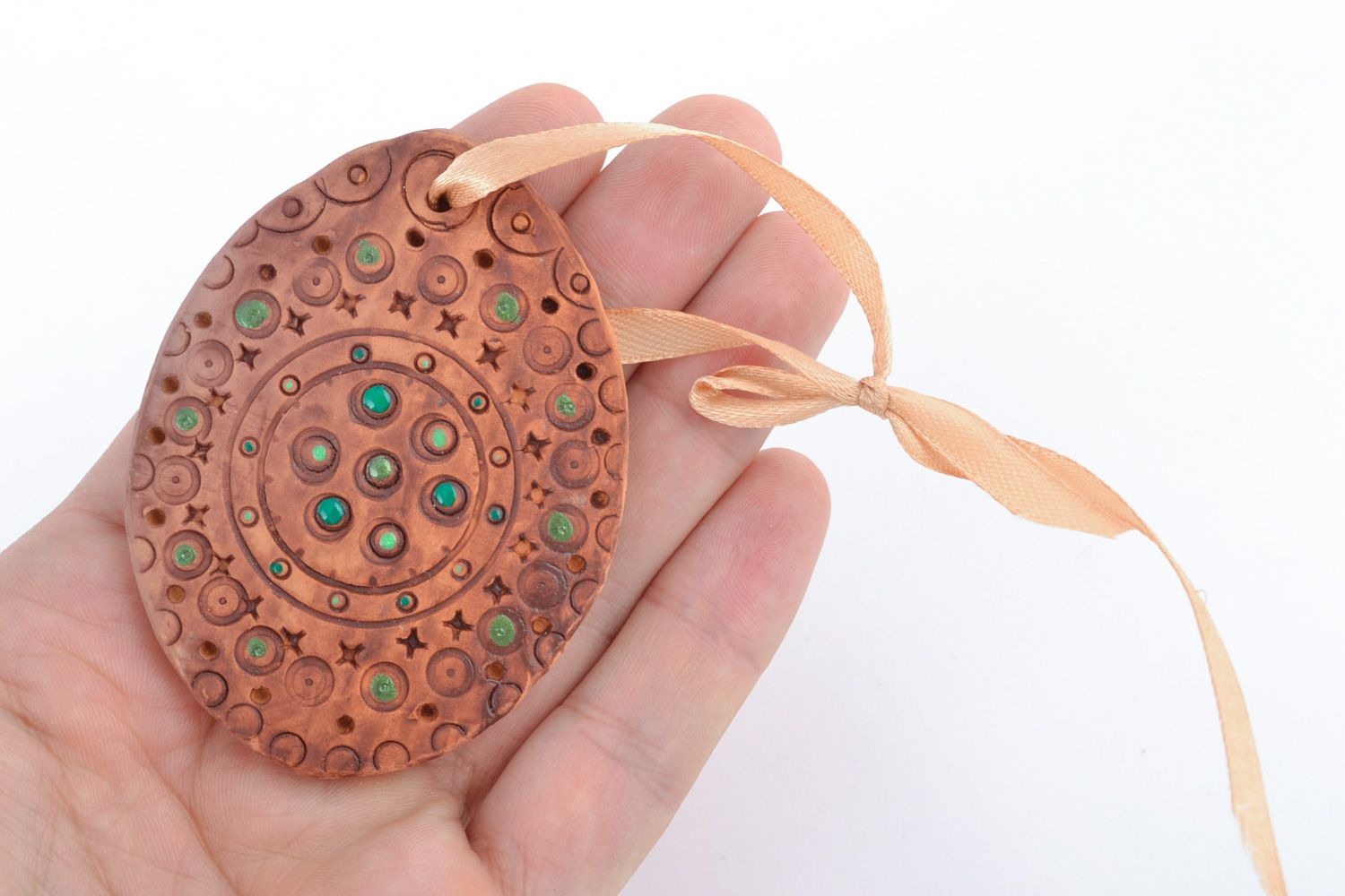 Colgante hecho a mano de arcilla con forma de huevo de Pascua original decorativo foto 2