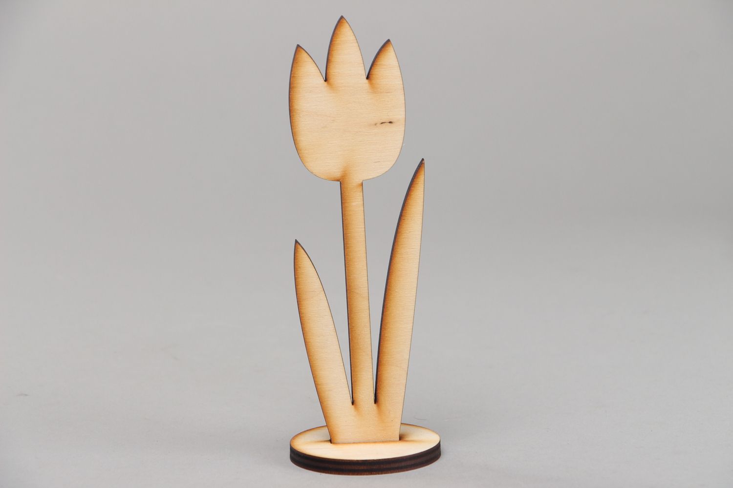 Figurine en bois à décorer faite main Tulipe  photo 1
