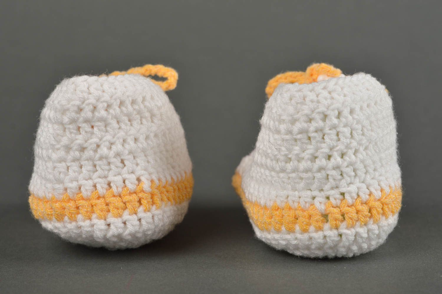 Chaussons de bébé au crochet faits main blancs en coton Chaussures pour bébé photo 5