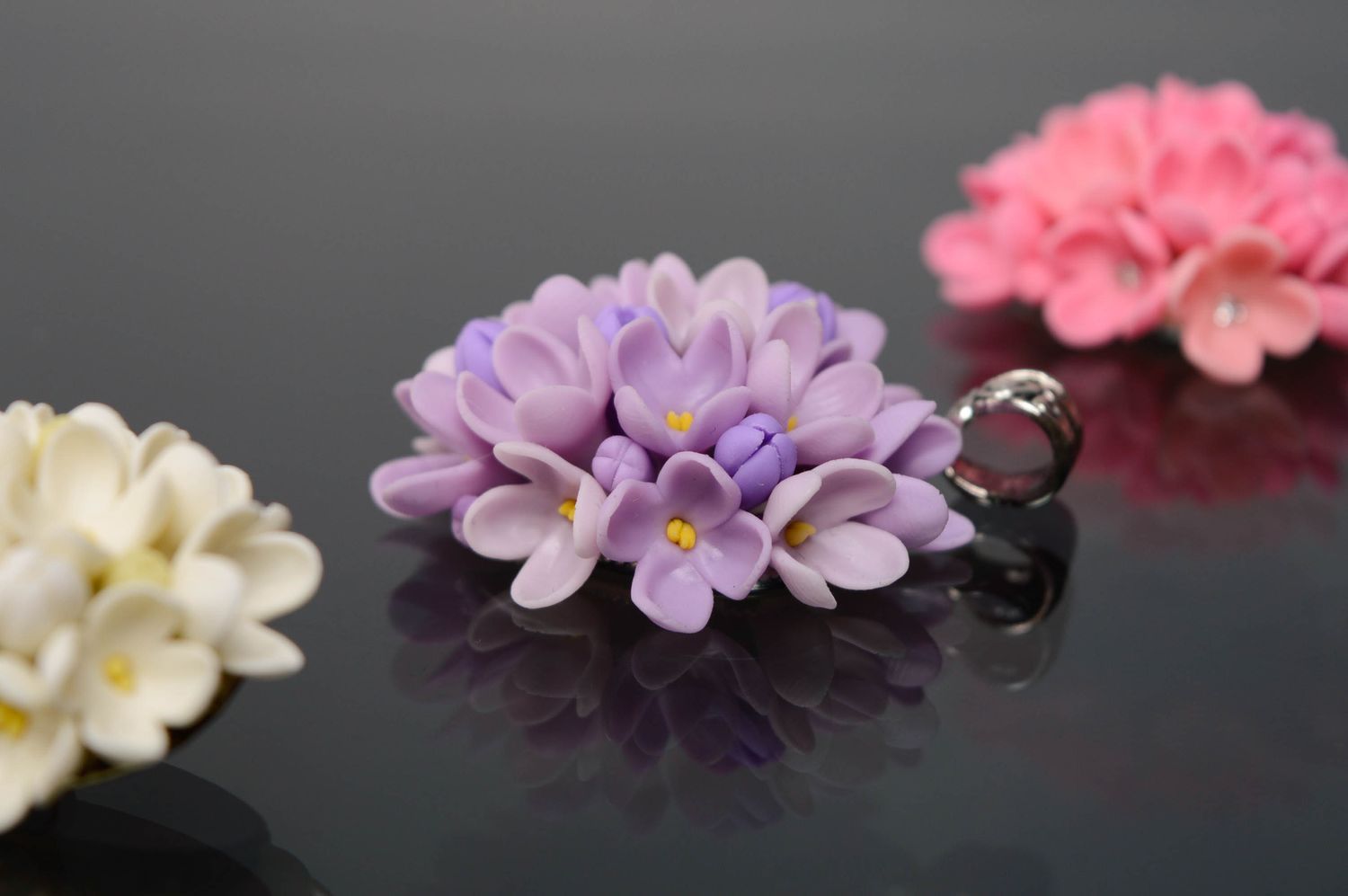 Pendentif design en céramique froide Coeur de lilas photo 2