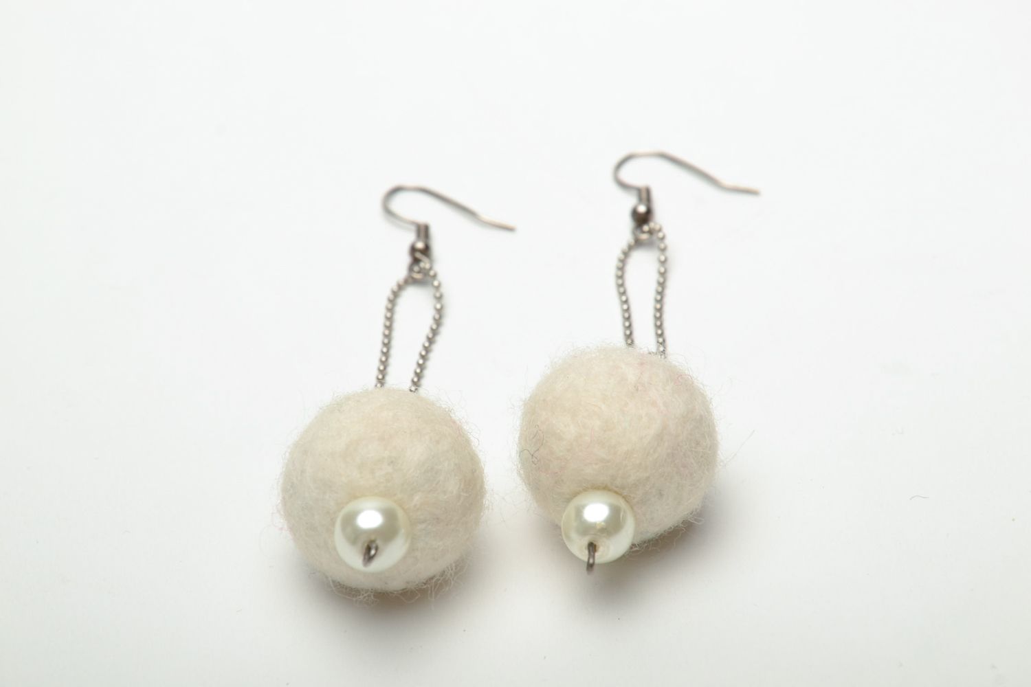 White felted wool earrings photo 3