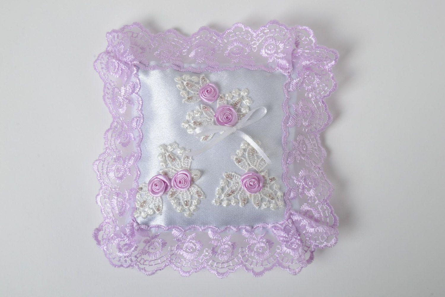 Handmade wedding rings pillow with lace and beads in white and lavender colors photo 2