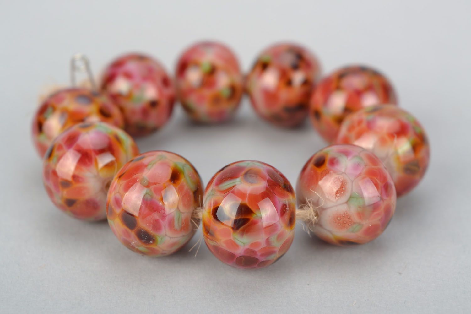 Set of glass beads photo 2