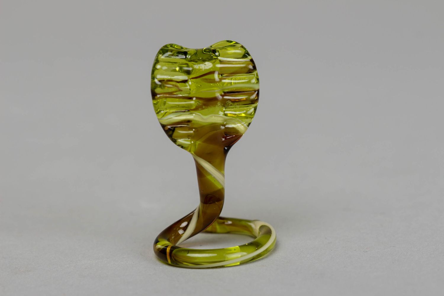 Figurine en verre au chalumeau Cobra verte faite main photo 3
