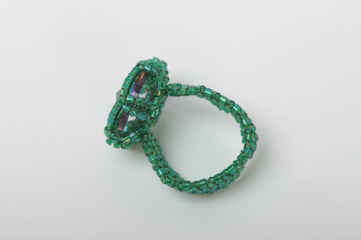 Bague originale en cristal et perles de rocaille faite main verte réglable photo 4