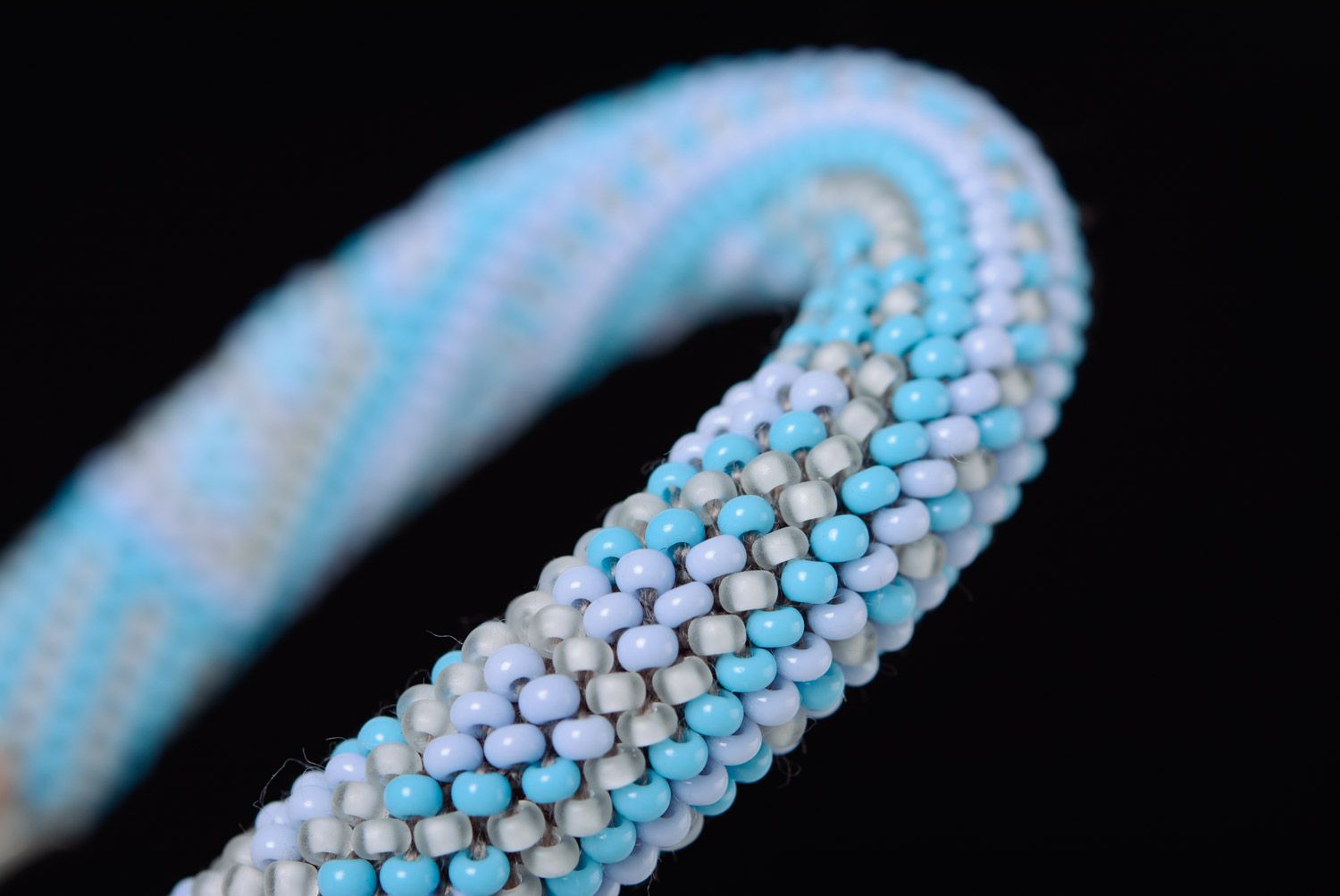 Blue handmade woven beaded cord bracelet with chain and pearl-like beads photo 3