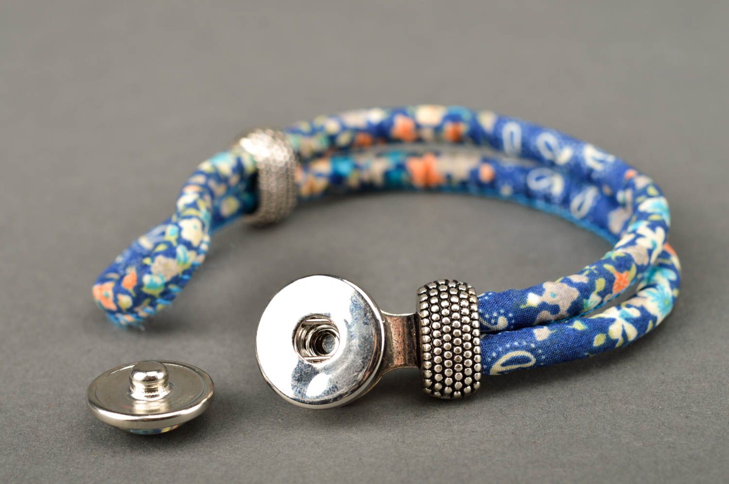 Bracelet textile Bijou fait main Accessoire femme Idée cadeau original photo 5