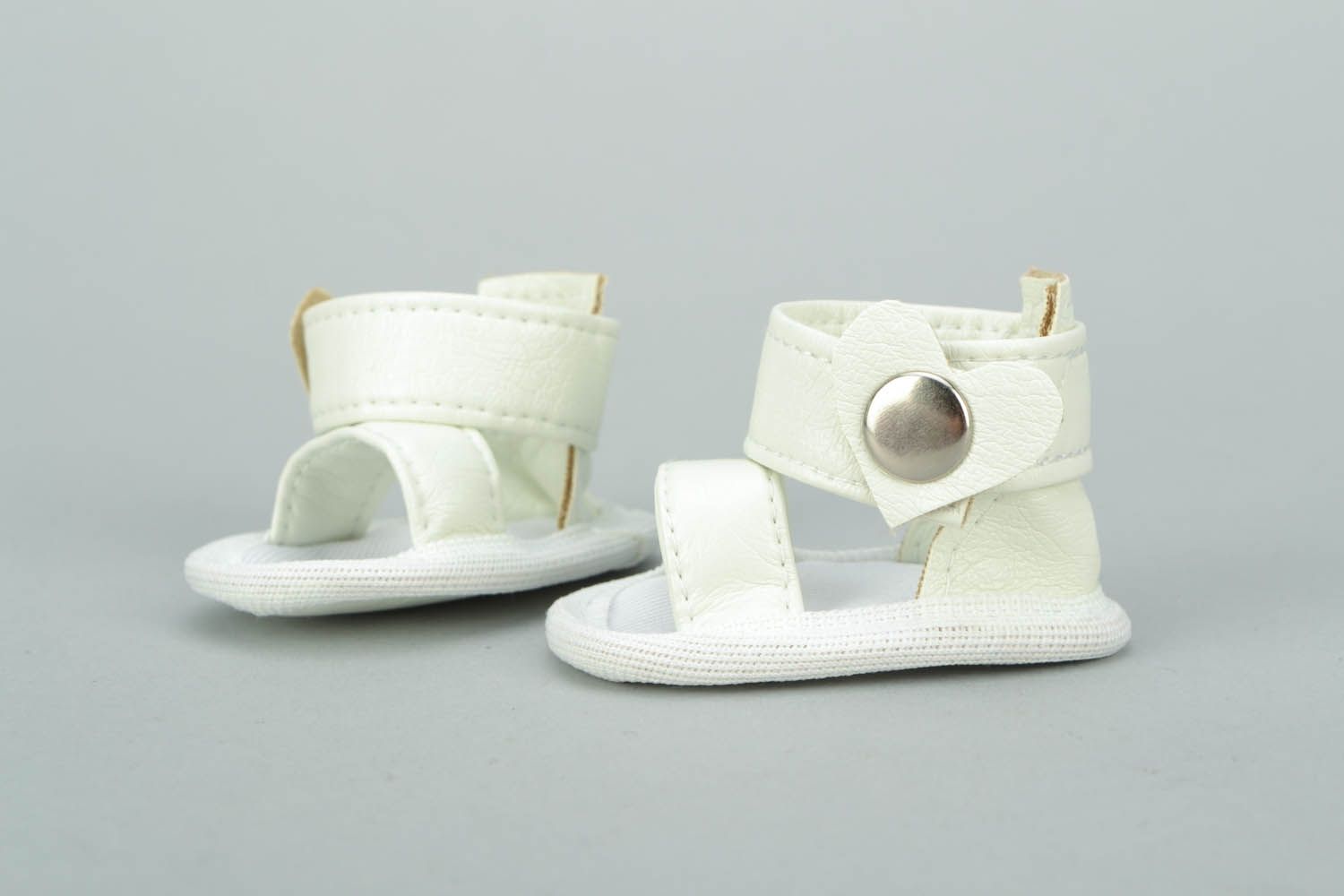 White sandals for doll photo 1