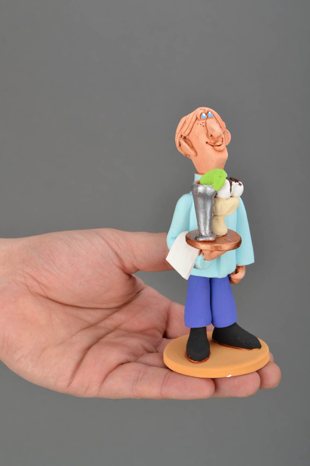 Ceramic figurine Waiter photo 2