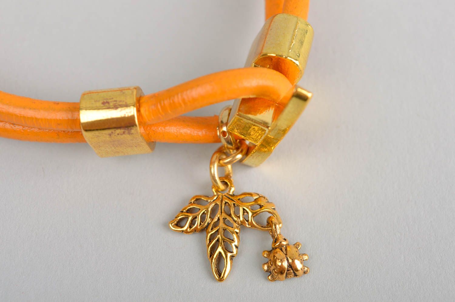 Bracelet orange Bijoux cuir naturel fait main Cadeau femme design casual photo 3