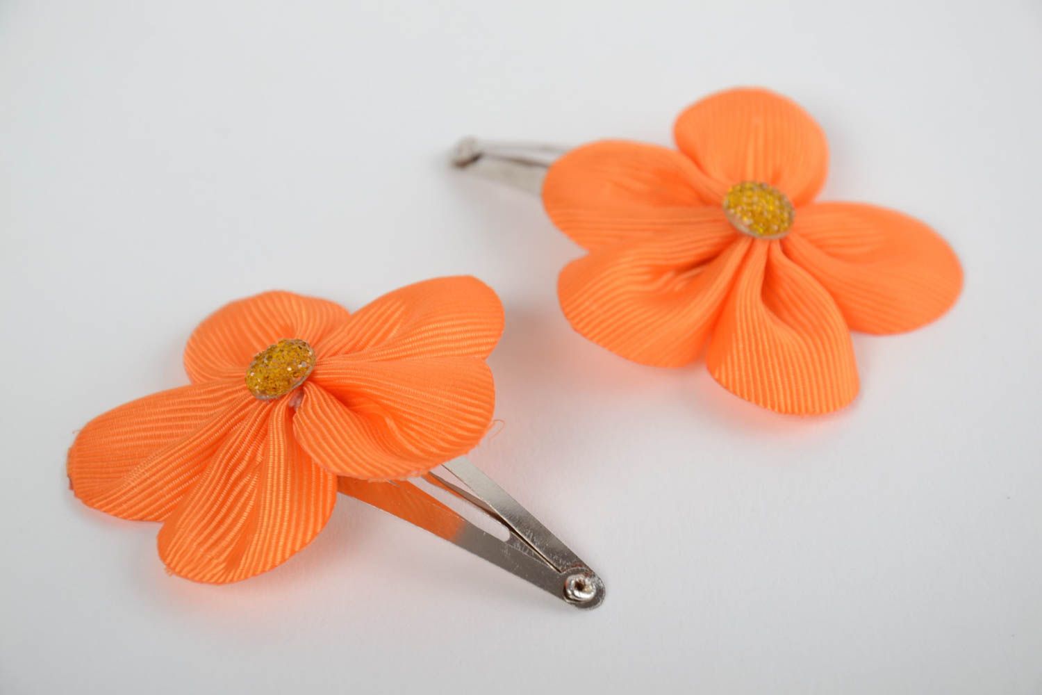 Bright orange handmade children's rep ribbon flower barrettes 2 pieces photo 2