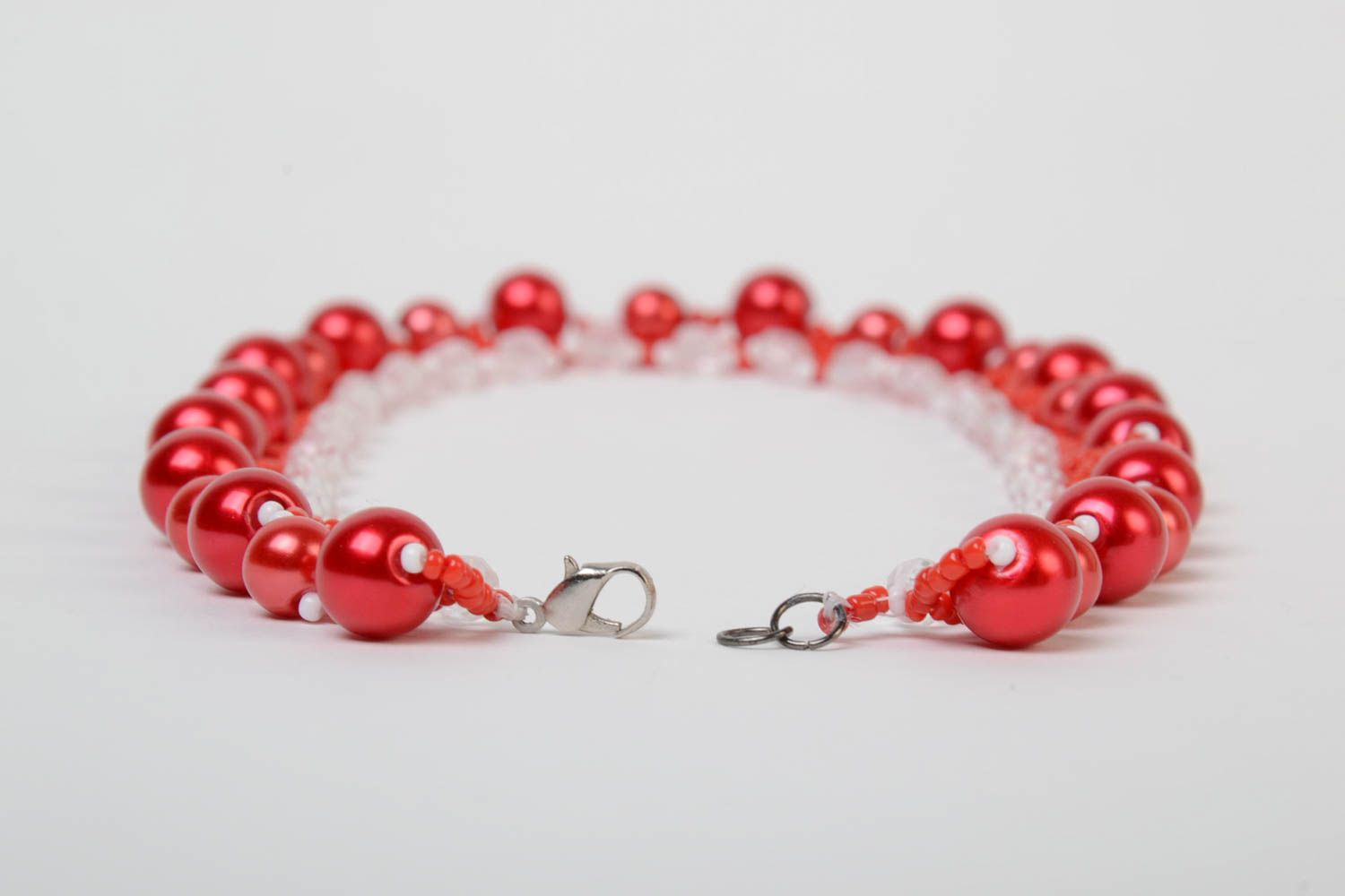Collier en perles de rocaille rouge bijou original fait main pour femme photo 3
