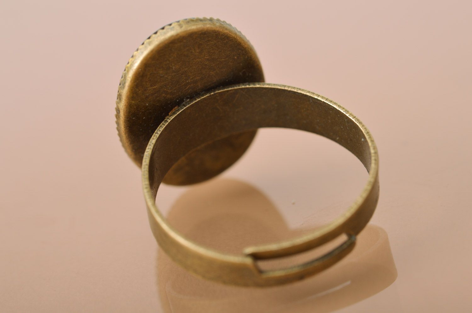 Einzigartiger handmade Ring aus Metall Vintage Handarbeit für schöne Modedamen  foto 5