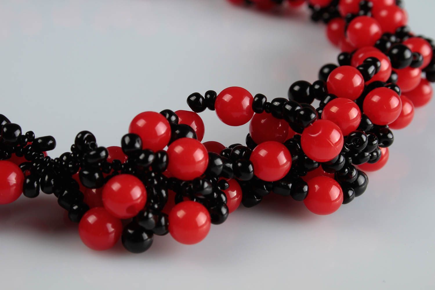 Handmade beautiful beaded necklace red and black necklace evening jewelry photo 3