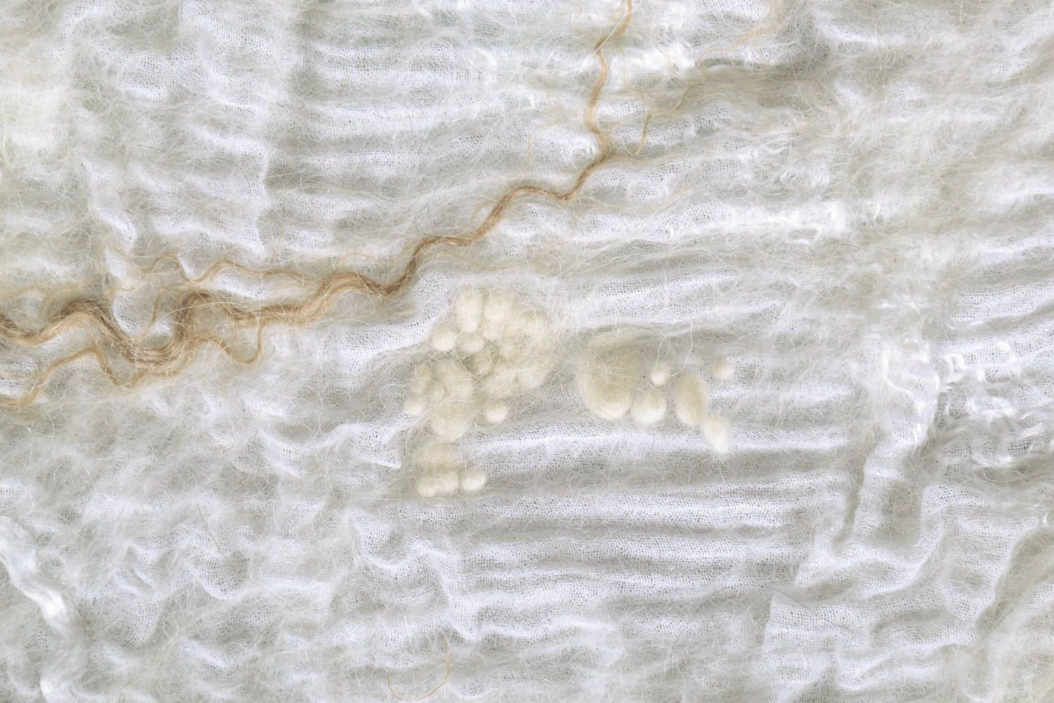 Schal aus Wolle in der Filzen-Technik foto 3
