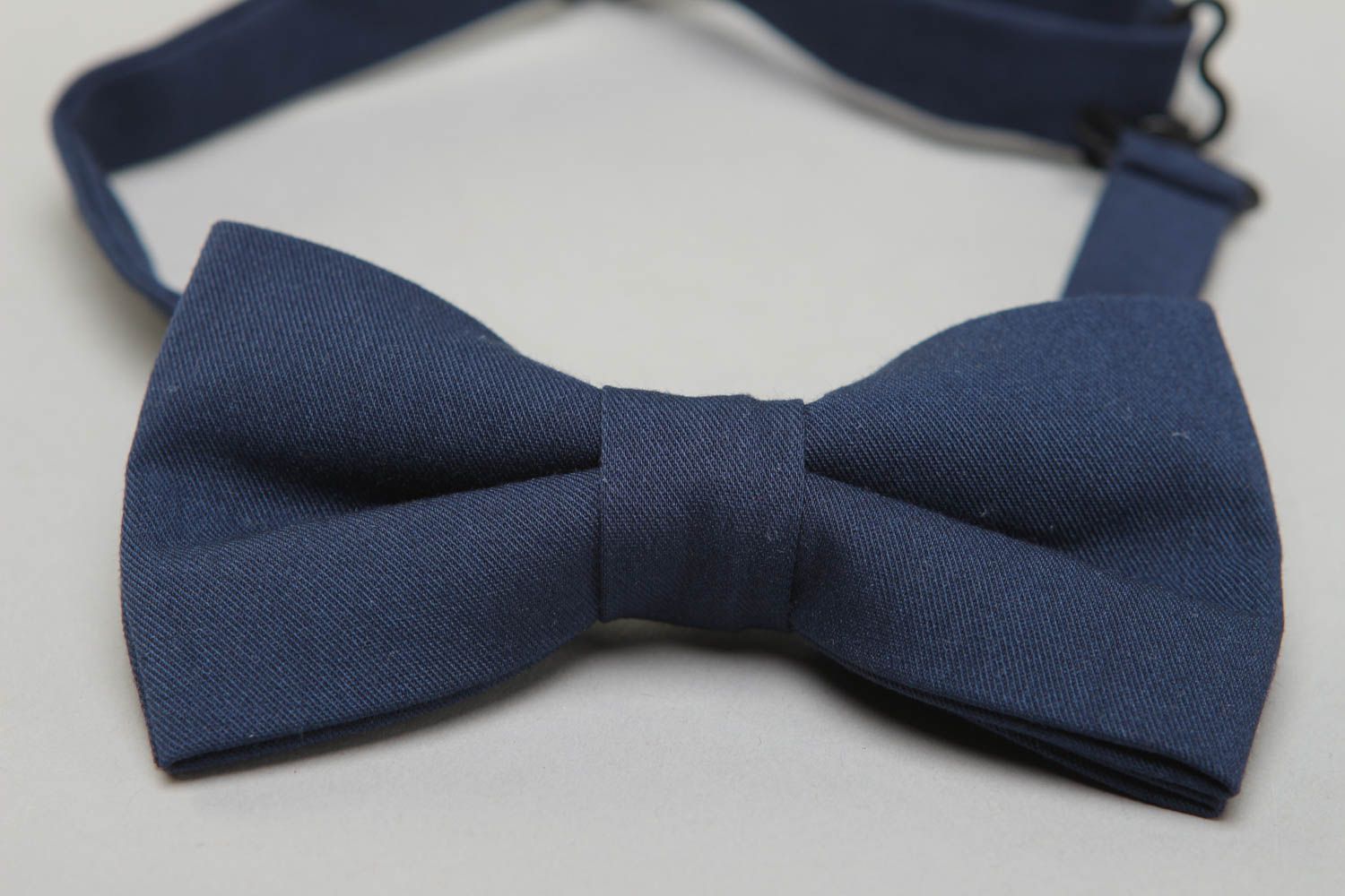 One-colored dark blue fabric bow tie photo 2