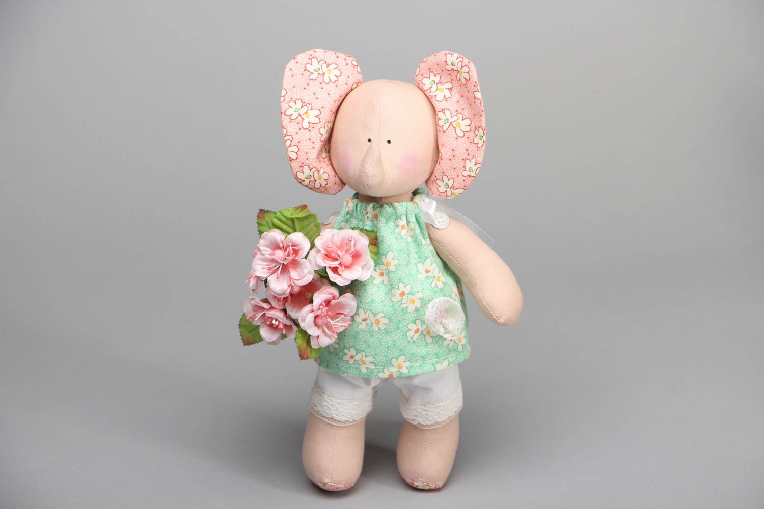 Interior soft toy Elephant with Bouquet photo 1