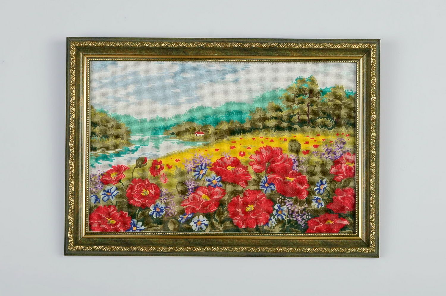 Embroidered painting Poppies photo 1