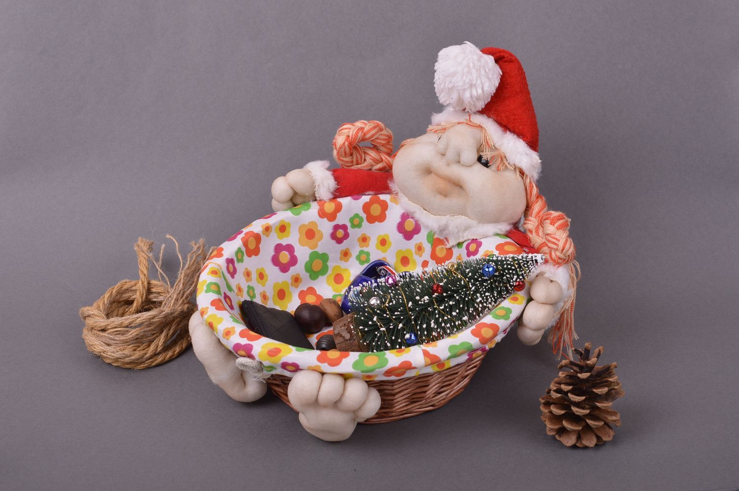 Juguete decorativo hecha a mano original cesta decorada decoración de hogar foto 1