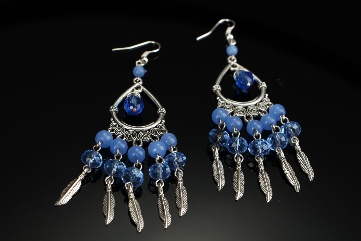 Earrings with crystal and glass photo 1