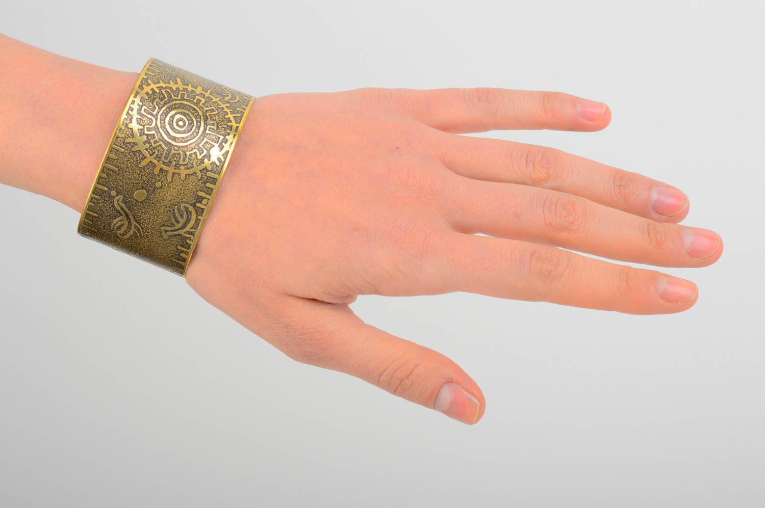 Schönes Armband handmade Schmuck Accessoire für Frauen Schmuck aus Messing foto 2