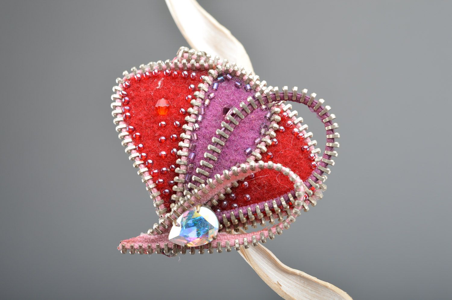 Handmade colorful cashmere brooch with rhinestone and zippers for outer clothing photo 5