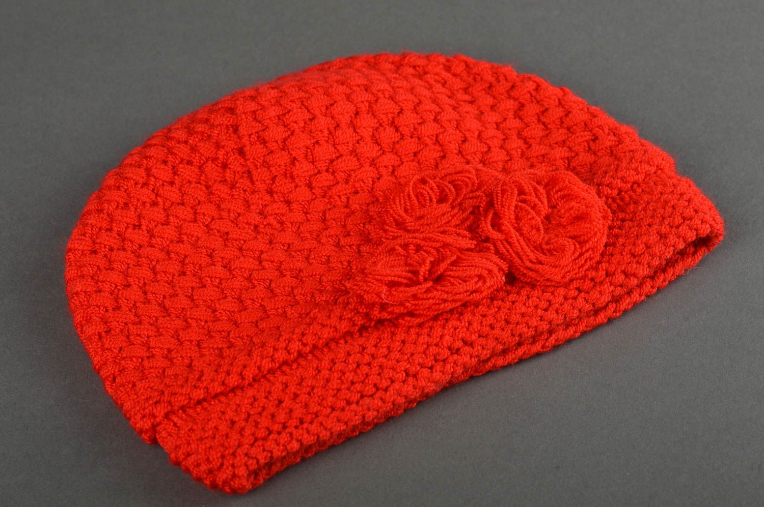 Bonnet au crochet fait main Chapeau tricot chaud rouge Vêtement enfant photo 3