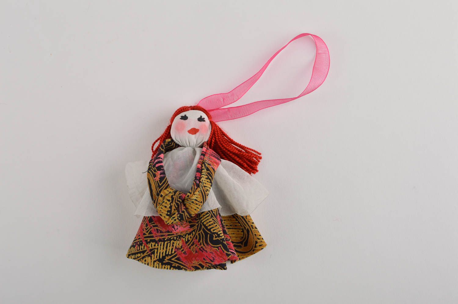 Porte-clé poupée fait main Accessoire design Cadeau original beau coton tulle photo 2
